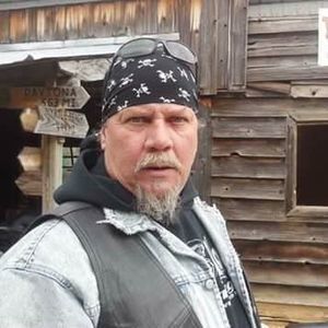 Meet your Posher, Ray